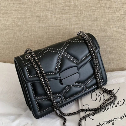 Bolsa Vintage Chic Shoulder Bag