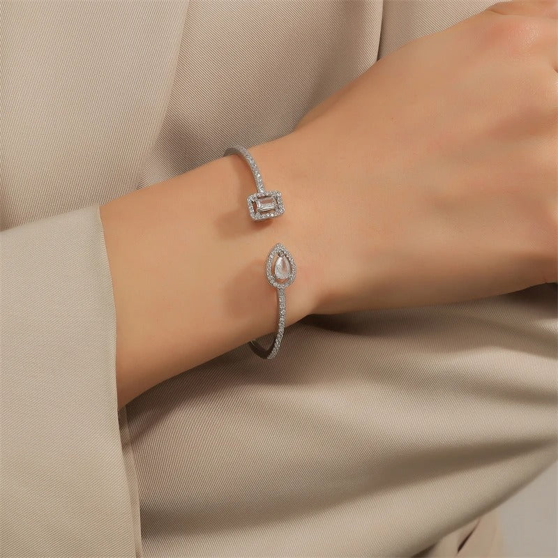Bracelete Cravejado Ajustável